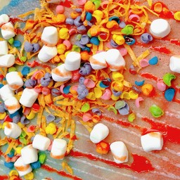 เครปราสเบอร์รี่ สตอเบอรี่ มาร์ชเมลโล่ โกโก้ครั้น ทาโร่