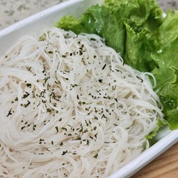 หมี่คลุกสูตรพิเศษ(ไม่เผ็ด)