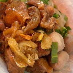 ก๋วยเตี๋ยวเนื้อเปื่อยล้วน (พิเศษ)