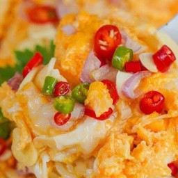 ข้าวไข่คั่วพริกน้ำปลา