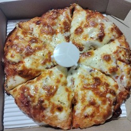 พิซซ่าหน้าเปปเปอโรนีชีส