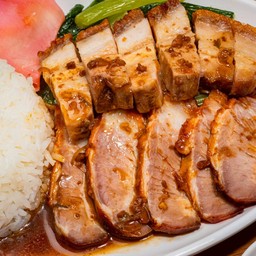 ข้าวหมูแดง หมูกรอบ