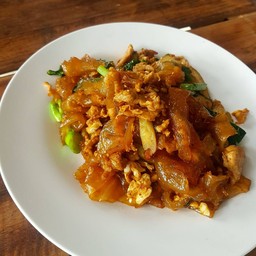 ผัดซีอิ้วหมู