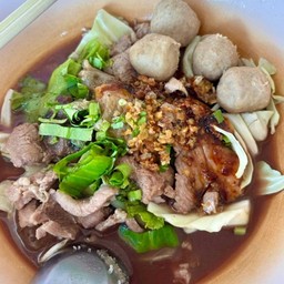 ก๋วยเตี๋ยวเนื้อสด
