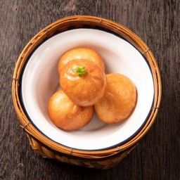 มินิ เปาหมูแดงทอด