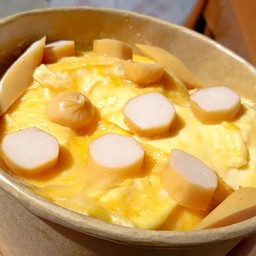 ข้าวไข่ข้นไส้กรอก