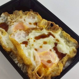 ข้าวดาว เบิ้ล+ซอสแม็กกี้