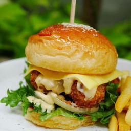 เบอร์เกอร์ปลากะพงชีส