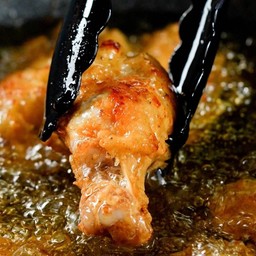 น่องไก่ทอดฉ่ำๆ