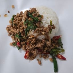 กระเพราหมูราดข้าว25บาท