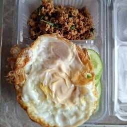 อาหารตามสั่ง ครัวเป็นหนึ่ง