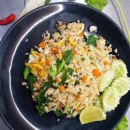 ข้าวผัดปลาเค็ม