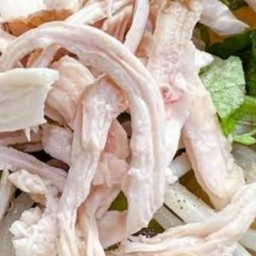 แพรเตี๋ยวซี๊ดต้มยำไก่ฉีก