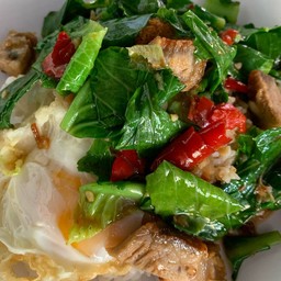 ข้าวแขนงหมูกรอบ