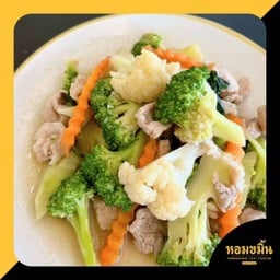 ผัดผักรวมหมู