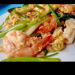 สุกี้ทะเลแห้ง