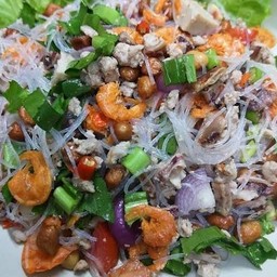 ยำวุ้นเส้นโบราณหมูสับ