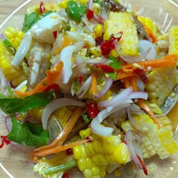 ยำข้าวโพดปูไข่