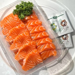 แซลมอนซาชิมิ 200กรัม.