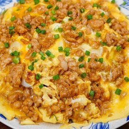 ข้าวไข่ข้นหมูสับ