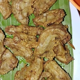 ไส้อ่อนทอด