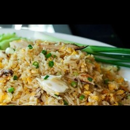 ข้าวผัดปู