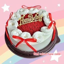เค้ก Red bow  (แยกโบว์ไปนะคะ) 1 ปอนด์