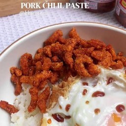 ข้าวไข่ดาว 2 ฟอง + น้ำพริกหมูกระจก