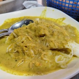 กันตา ขนมจีนเส้นสด ตลาดศาลเจ้า