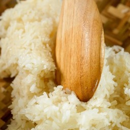 ข้าวเหนียวอุ่นๆ