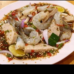 ยำกุ้งสด+หมูยอ+ปลาร้า