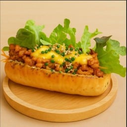 Banhmi stir-fried Chicken with cheese and pate small size | บั๋นหมี่ไก่ตะไคร้ ตับ และชีส เล็ก