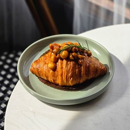 Caramel Macadamia Croissant