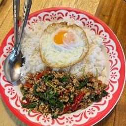 ข้าวราดกะเพราหมูสับ+ไข่ดาว