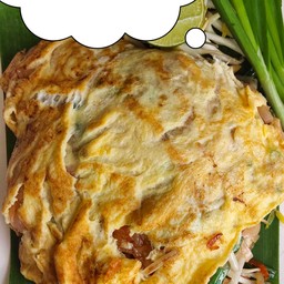 ผัดไทยวุ้นเส้นมังสวิรัสห่อไข่