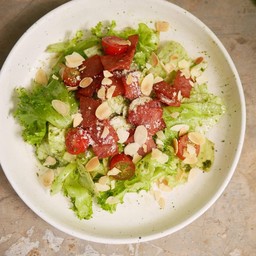 สลัดเพสโต้