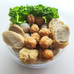 ลูกชิ้นปลาเยาวราช น้ำหนัก 500 กรัม