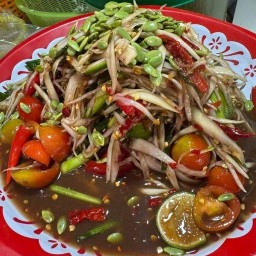 ส้มตำรสเด็ด แซ่บเกินร้อย