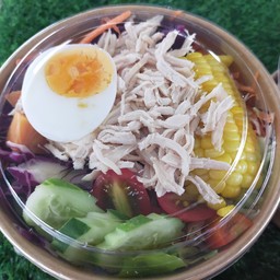 สลัดผักอกไก่