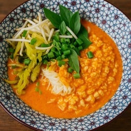 Crabmeat Krachai Namya ขนมจีนน้ำยากะทิ เนื้ออกปู สูตรตั้งใจปรุง