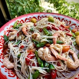 ตำขนมจีน กุ้งสุก