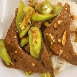 ตับหมู ผัดพริกอ่อน