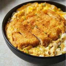 ข้าวคัตสึด้ง ไก่ทอด