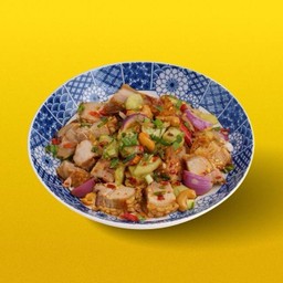 ยำหมูกรอบ