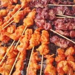 ไก่ย่าง สันติสุข