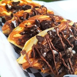 Chocolate Oreo Crumble Croffle (ช็อกโกแลตโอรีโอ้ ครัมเบิ้ล ครอฟเฟิล)
