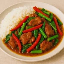 ผัดพริกแกง