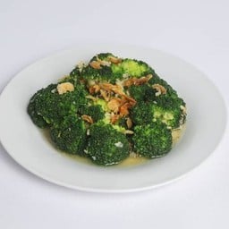 ผัดบล๊อคโคลี่ 炒西蘭花  Stir Fried Broccoli