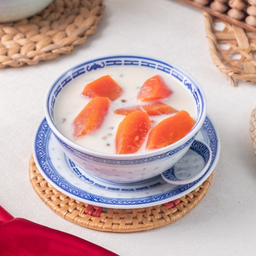 มะละกอต้มสาคูนมสด 木瓜炖鲜奶西米露Stewed Papaya with Sago in Fresh Milk