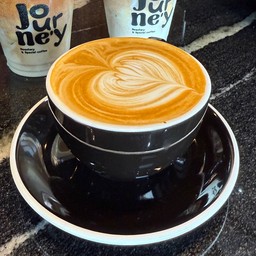 ลาเต้ร้อน